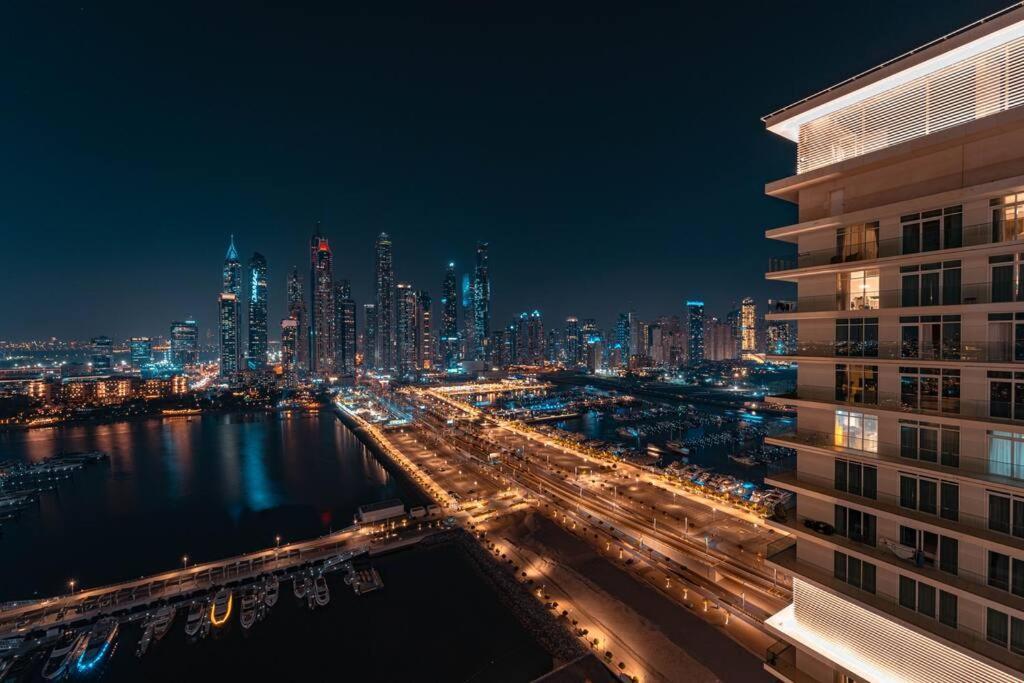 First Class 3Br With Dubai Marina And Palm View Apartment Exterior photo